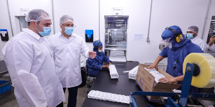 “Precisamos investir em capacitação”, diz Roberto Cidade sobre mão de obra para a ZFM