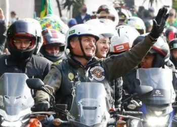 Apoiadores de Bolsonaro estão pagando para quem for à motociata em Manaus