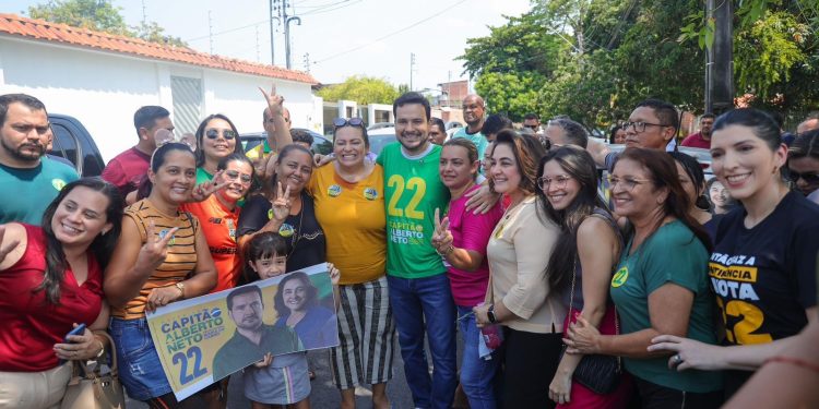 Capitão Alberto e Maria do Carmo têm agenda cheia com adesivaços e reuniões com partidos