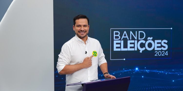 Capitão Alberto Neto enquadra prefeito em segundo debate entre candidatos
