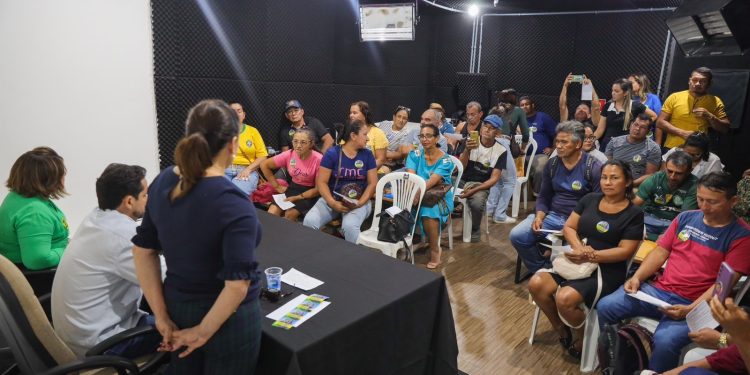 Alberto Neto e Maria do Carmo ouvem necessidades de produtores e firmam compromisso para a criação do Distrito Rural de Obras