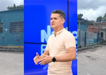 Apesar de receber milhões para comprar merenda, David Almeida é investigado por deixar alunos com fome