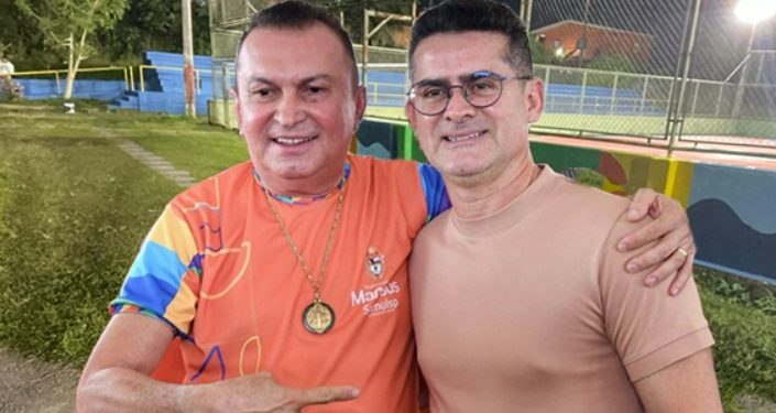 David Almeida deixa portas da prefeitura aberta para secretários denunciados por corrupção