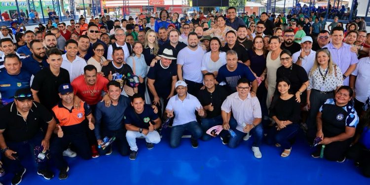 Em Borba, Roberto Cidade anuncia medidas para auxiliar na reestruturação do município e contribuição para a realização do Festejo de Santo Antônio