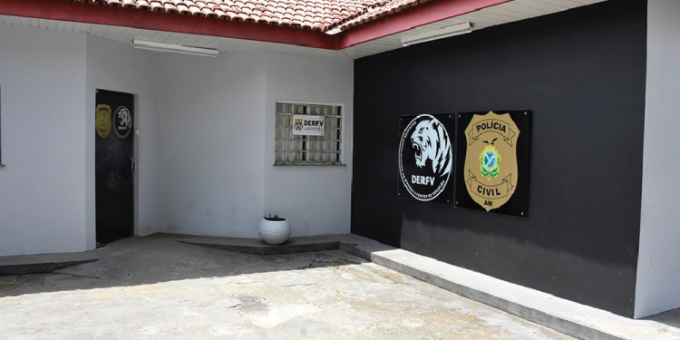 Polícia prende homem que vendia veículos com restrição de roubos e furtos em Manaus