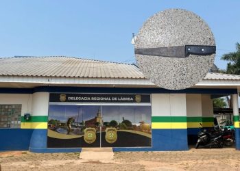 Mulher é presa por tentar agredir filhas de 16 e 20 anos com terçado em Lábrea (AM)