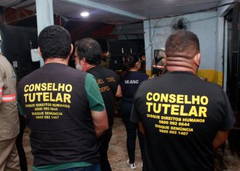 Médico é preso após oferecer R$ 200 para relações sexuais com adolescente de 15 anos em pousada de Manaus