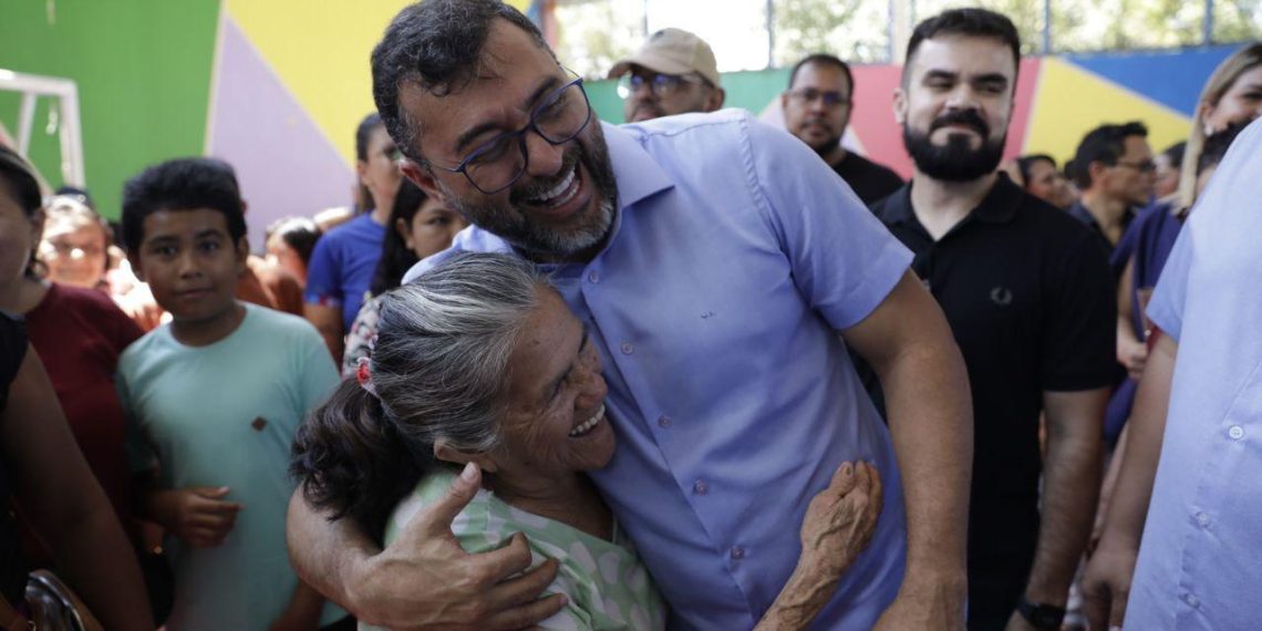 Em homenagem às mães, governador Wilson Lima antecipa pagamento do Auxílio Estadual
