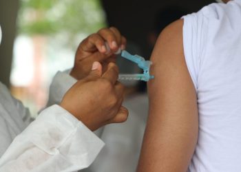 Vacinação contra gripe alcança 61,5% de cobertura no Amazonas