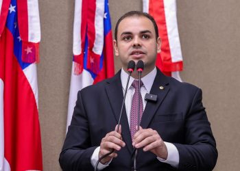 Para combater trabalho infantil virtual, Roberto Cidade propõe lei inovadora para influenciadores mirins