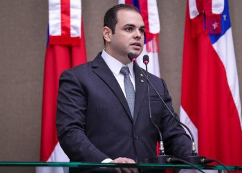 Roberto Cidade propõe PL que garante prioridade à aquisição de produtos da pesca artesanal por restaurantes da UEA