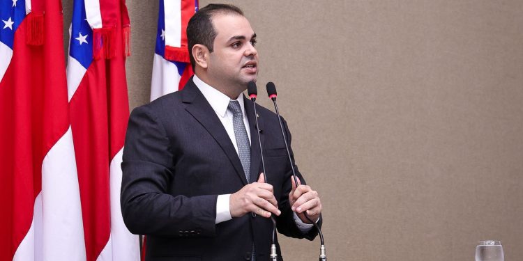 Presidente Roberto Cidade cobra cumprimento de compromisso federal com a BR-319