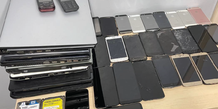 Polícia Civil apreende aparelhos eletrônicos roubados durante operação no Centro de Manaus