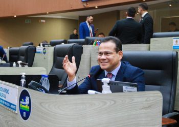 CMM delibera projetos de reajuste salarial para servidores públicos municipais