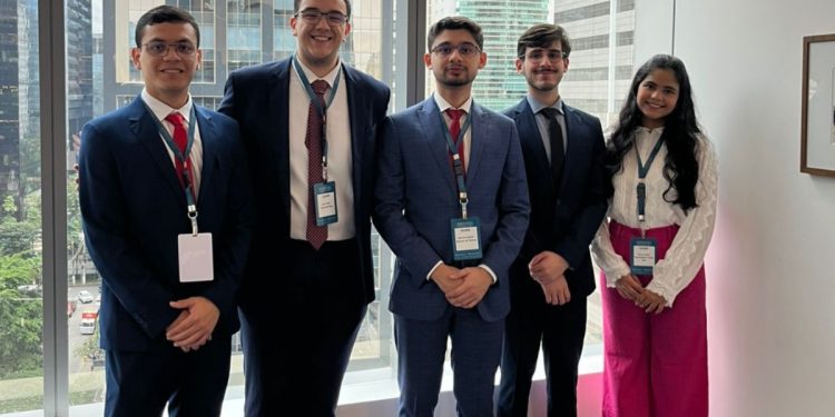 Equipe da UEA conquista competição de Arbitragem do Agronegócio