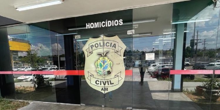 Polícia prende homem por ocultação de cadáver da própria mãe