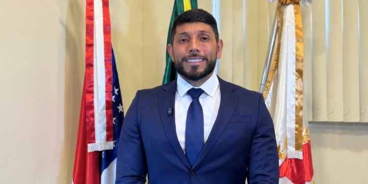 Câmara Municipal de Manaus participa da posse de novos promotores do MPAM