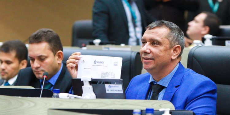 Projeto de Carlos Pai Amado cria Banco de Leis voltado aos direitos da pessoa idosa