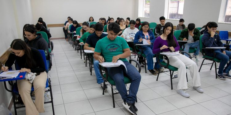 UEA inicia inscrições para o Vestibular 2025, acesso 2026, e SIS