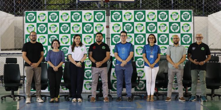 Abertura do JuniUEA reúne estudantes da capital e do interior do AM