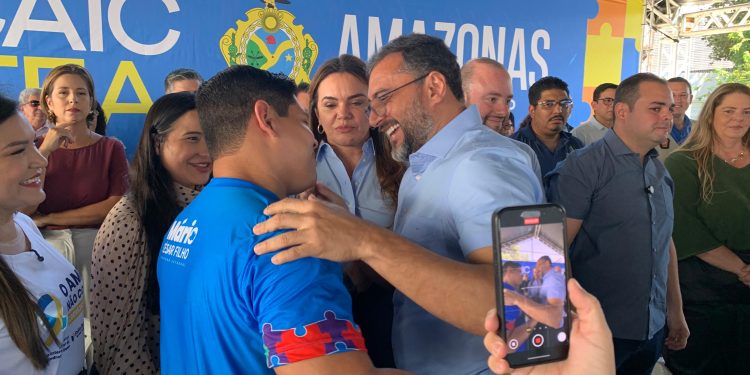 Casa Azul virou CAIC-TEA! Governo executa projeto de Mário César Filho e inaugura o 1º centro público para autistas no AM