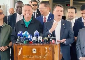 Bolsonaro reafirma Capitão Alberto Neto para o Senado no Amazonas