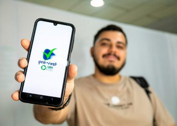 Pré-Vest UEA promove 2º aulão com transmissão ao vivo e temas focados no Vestibular e SIS