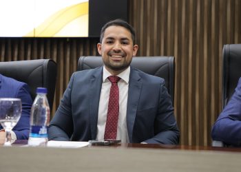 Câmara Municipal de Manaus debate projeto que garante matrícula de pessoas com deficiência em escolas particulares