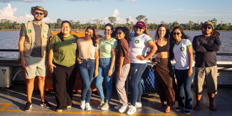 Monitoramento ambiental histórico no Amazonas: UEA lidera estudo de larga escala no rio Madeira