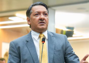 Em defesa das mulheres: aprovado projeto de Felipe Souza que garante defesa pessoal com armas de eletrochoque