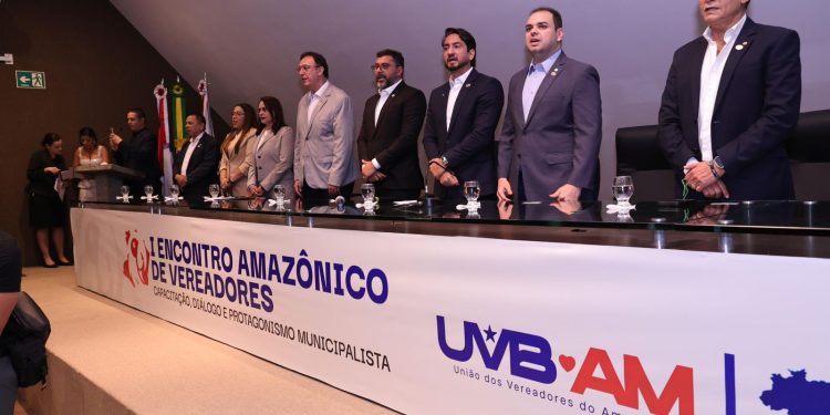 Presidente Roberto Cidade celebra implantação da União dos Vereadores do Brasil no Amazonas como marco de fortalecimento da política municipalista