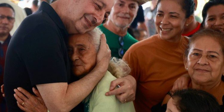 Omar Aziz reforça compromisso com a agricultura familiar com entrega de equipamentos e novos chamamentos públicos