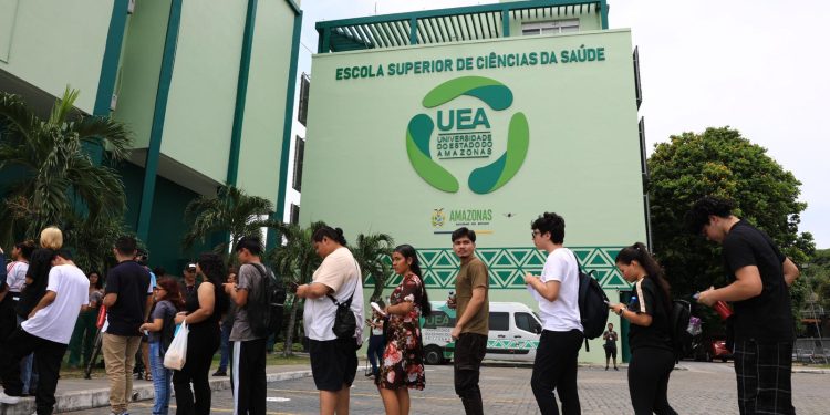 Vestibular e SIS da UEA registram o maior número de inscrições dos últimos 10 anos