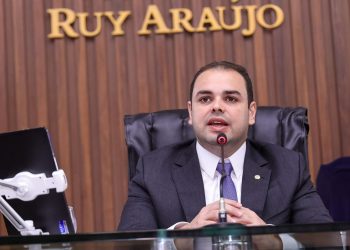 Lei de Roberto Cidade estimula geração de renda e inclusão digital de jovens amazonenses