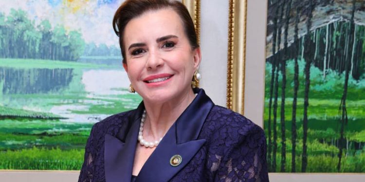 De taquígrafa a presidente: os 50 anos de dedicação da conselheira Yara Lins ao Tribunal de Contas do Amazonas