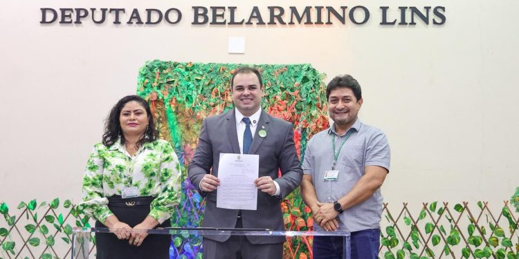 Presidente Roberto Cidade fortalece políticas de sustentabilidade na Aleam com o ‘Programa Lixo Zero’
