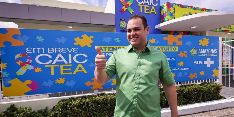Presidente Roberto Cidade comemora inauguração de mais um centro especializado para crianças com TEA (CAIC TEA), na zona Norte