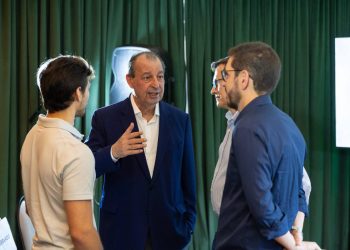 Omar Aziz defende prosperidade para as famílias em debate no projeto Amazônia que Eu Quero