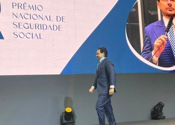 Capitão Alberto Neto ganha prêmio nacional e assume protagonismo na modernização da Previdência brasileira