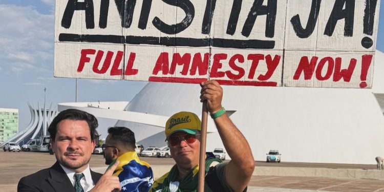 Em Brasília, Capitão Alberto Neto defende anistia ampla e critica arbitrariedades do STF