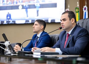 Presidente Roberto Cidade propõe política ambiental voltada às escolas estaduais do Amazonas