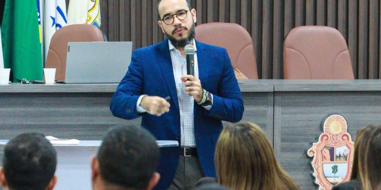 Câmara Municipal de Manaus realiza curso sobre Lei Geral de Proteção de Dados