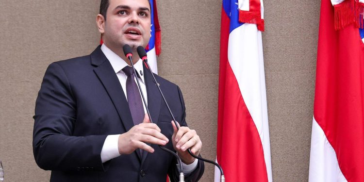 Assembleia analisa projeto de Roberto Cidade que propõe Política Estadual de Valorização dos Trabalhadores Domésticos