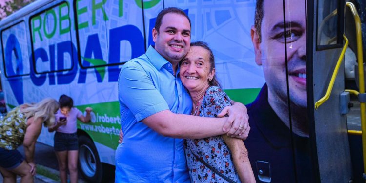 Presidente Roberto Cidade faz balanço positivo das ações do projeto Gabinete Itinerante nos bairros da capital