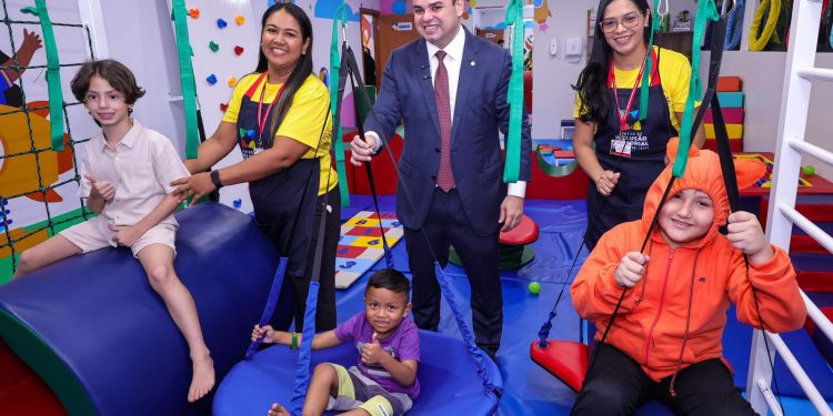 Avanços sociais marcam a atuação do deputado Roberto Cidade na presidência da Assembleia Legislativa