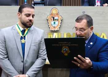 CMM homenageia secretário de Segurança Pública Municipal, Alberto Siqueira Neto