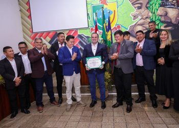 Roberto Cidade se torna cidadão de São Gabriel da Cachoeira, o município mais indígena do Brasil