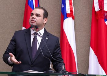 Atento ao orçamento das famílias, Roberto Cidade propõe proteção contra práticas financeiras abusivas