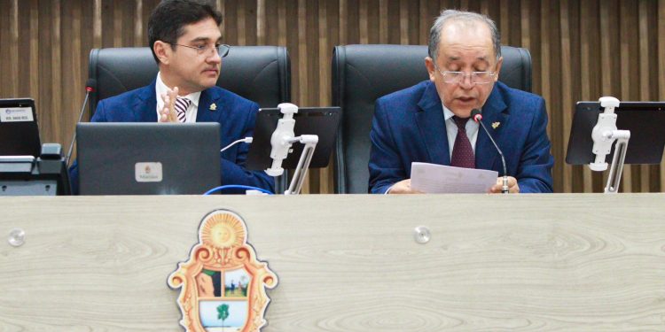 CMM debate importância da prevenção às drogas nas escolas municipais