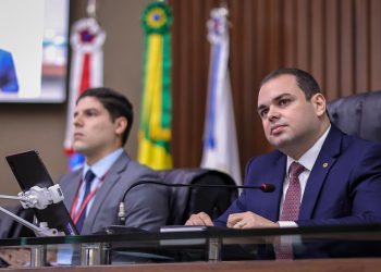 PL de Roberto Cidade quer garantir solução efetiva ao cidadão que busca rede pública de serviços do Amazonas